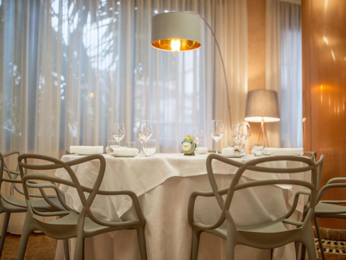 Ristorante Hotel Lucia - 100 Mt Dal Mare Джулианова Екстериор снимка